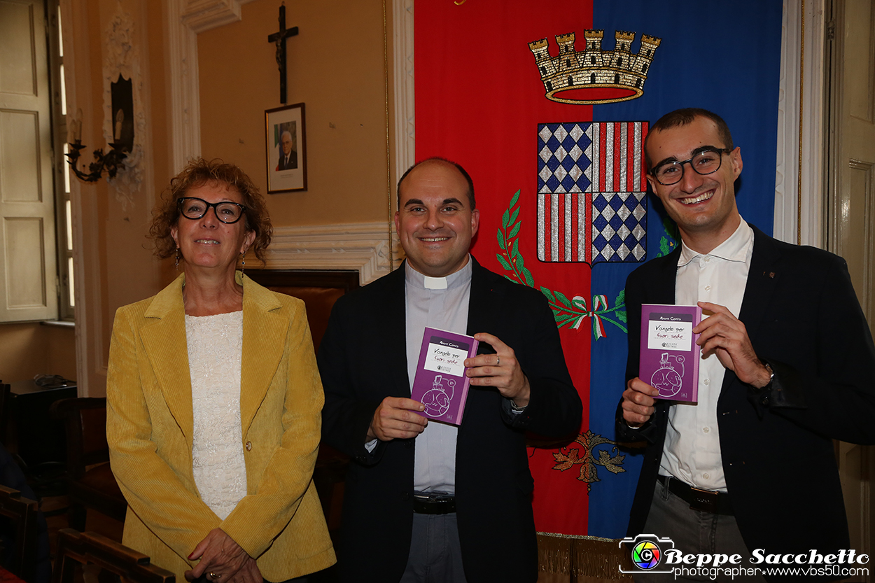 VBS_3224 - Presentazione Libro 'Vangelo per Fuori Sede' di Don Mauro Canta.jpg